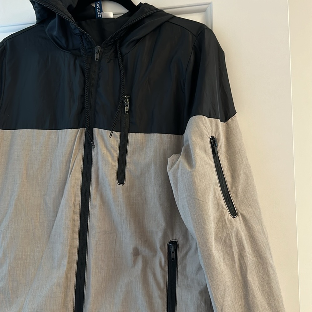H&M Divided nylon jacket - Picture 3 of 4